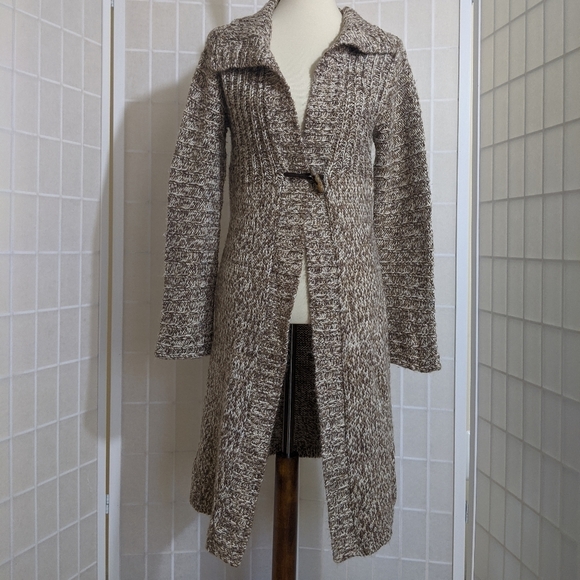 Vintage 70s chunky knit long cardigan sweater - Picture 2 of 9